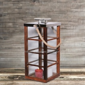 Farol Cuadrado de Madera Ecológico Grande Personalizado, Hecho a Mano con Grabado Impreso, Decoración para el Hogar, Jardín, Bodas, Navidad - Product Image 1