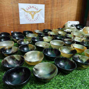 Plato de Servir Hecho a Mano de Cuerno de Buey, Tamaño Extra Pequeño, 3 Pulgadas de Diámetro, Estilo Clásico, Material Natural, a Precio Económico - Product Image 3