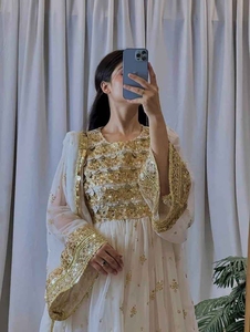 Vente flash : Meilleure robe afghane Kuchi, robe ethnique afghane faite à la main, robe de soirée traditionnelle pour femmes, culture afghane, vente en gros - Product Image 3