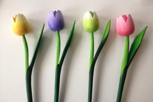 Tulipán Musical Hecho a Mano de Madera de Acacia, Decoración para el Hogar, Estilo ROMÁNTICO, Técnica Pulida, 37cm de Largo, Ligero, Regalo Tailandés - Product Image 5