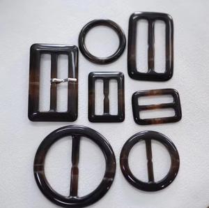 Hebilla de Cinturón de Resina para Mujer (Tipo Anillo), Ecológica, Ligera, Duradera, Elegante, Personalizable en Tamaño y Logotipo - Product Image 1