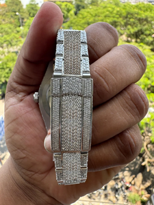 Montre Mécanique Analogique Royale Argentée Personnalisée pour Homme Femme, Cadran 41mm Orné de Diamants Moissanite, Design Glaçé - Product Image 3