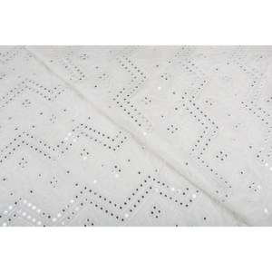 Tissu en dentelle Georgette blanc cassé teignable avec broderie géométrique, 44 pouces de large au mètre - MirrorTFAB DYE GEO 032 - Product Image 2