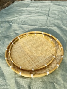 Plateaux de séchage et de service ronds en bambou tressé faits à la main pour produits agricoles, herbes et aliments, 6 tailles, lot de 6 - Product Image 4
