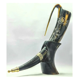 Corne à boire Viking polie de haute qualité, anti-fuite, écologique, prix direct usine, 100% naturelle, sculptée avec motif d'amour - Product Image 1