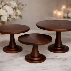 Support à gâteau réglable en bois, écologique et fait main, pour boulangeries et événements - Product Image 1