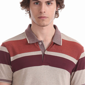 Vente en gros OEM 2024 T-shirts polo à manches courtes en coton à séchage rapide pour hommes Conception solide Logo personnalisé Options de marque Vêtements de sport vierges - Product Image 6