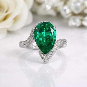 Bague de Fiançailles et de Mariage en Argent Sterling 925 avec Émeraude Naturelle Taille Poire Certifiée IGI, Bague de Promesse Nuptiale pour Femme - Product Image 1