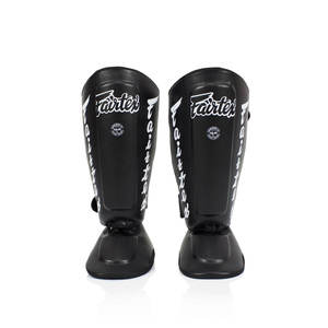 Espinilleras Desmontables de Cuero Fairtex Blancas y Negras para Muay Thai y Boxeo, Protección Profesional Ligera y Personalizada, Unisex - Product Image 5