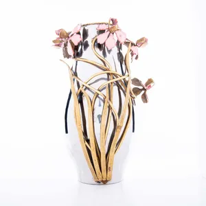 Vase à fleurs en métal fait main contemporain pour projets de villas de luxe, chambres, salons et salles à manger, sculpture extérieure en fer - Product Image 2