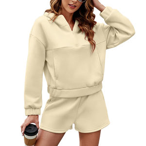 Ensemble 2 pièces streetwear sport pour femme, haut et short, motif uni, 100 % coton molletonné, respirant, anti-boulochage, coupe classique, toutes tailles - Product Image 1