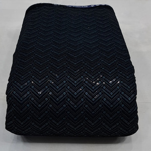 Tissu en velours brodé indien, tissu en velours brodé de luxe pour Abaya, Kaftan, robe de mariée, vente en gros pour les marchés d'exportation - Product Image 1