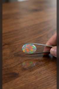 Opale d'Éthiopie naturelle, cabochon ovale, coupe colorée, opale blanche à effet de feu, pierre précieuse pour la fabrication de bijoux - Product Image 1