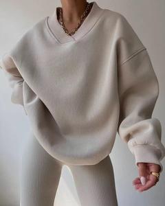 เสื้อสเวตเชิ้ตคอวีทรงโอเวอร์ไซส์สำหรับผู้หญิง สีพื้น แขนยาว ผ้าถัก คอตตอนใยไผ่ ระบายอากาศได้ดี เหมาะสำหรับใส่ในฤดูใบไม้ร่วง ทรงปกติ - Product Image 3