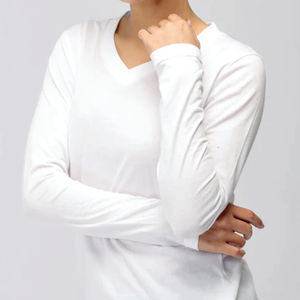 T-shirt décontracté pour femme en coton biologique 100 % écologique, respirant, à séchage rapide, non tissé, col en V uni, avec logo - Product Image 5