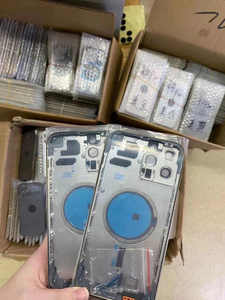 Cover in <span class=keywords><strong>vetro</strong></span> posteriore Design Bar all'ingrosso per IphoneX Xr Xs <span class=keywords><strong>11</strong></span> 12 13 14 Pro Max alloggiamento con parti - Product Image 4