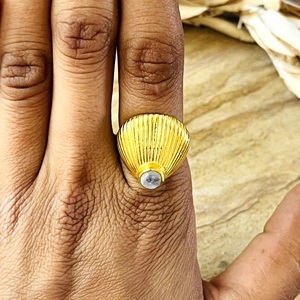 Hot Selling Boho Moonstone Seashell Rings Tribal Brass Ring For Women 18k Gold Plated Beach Theme Fan Jewelry Wholesale/OEM/ODM - Product Image 4