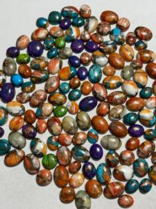 Cabochons en turquoise cuivrée en gros pour la fabrication de bijoux chez BU GEMS - Product Image 2