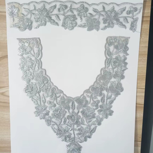 Parches Redondos Bordados con Lentejuelas para Mujer, con Diseño Floral, para Primavera/Verano, Casuales, Elegantes, para Oficina o Fiestas - Product Image 1