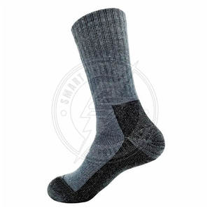 Nouveauté - Prix de gros - Chaussettes de sport - Couleur personnalisée - Chaussettes de compression de haute qualité pour adultes - Product Image 2