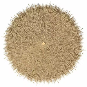 Sombrilla de hoja de palma de moda a precio económico al por mayor con base de bambú, sombrilla de bambú estilo boho para decoración de hoteles y resorts de playa - Product Image 2