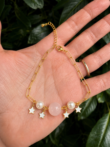 สร้อยข้อมือชุบทองพร้อมจี้มุกดาวสีชมพูเครื่องประดับแฟชั่นสำหรับผู้หญิง - Product Image 1