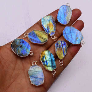 Pendentif en labradorite naturelle plaqué argent, pendentif non monté pour la création de bijoux, 20x30mm, 4-6 grammes - Product Image 3