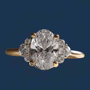 Anillo de Compromiso Clásico con Diamante Cultivado en Laboratorio de 1.75 Quilates, Certificado por IGI, VVS2 F, Ovalado, Oro Amarillo de 14K, Chapado en Rodio, Venta al Por Mayor - Product Image 2