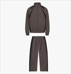 Ensemble coupe-vent pour homme, style tendance, à panneaux ondulés, col montant, en polyester, entièrement zippé, bicolore, personnalisable avec votre logo, et survêtements froissés pour garçon - Product Image 1