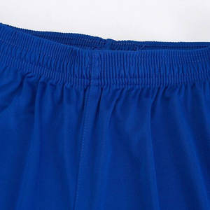 Camisetas y pantalones cortos de fútbol profesionales hechos de material duradero diseñados para máxima comodidad y rendimiento en el campo. - Product Image 6