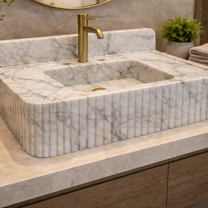 Fabricant de lavabos en marbre Calacatta, fournisseur de lavabos de salle de bain en marbre cannelé, lavabo de comptoir fait main pour projets hôteliers et de villas - Product Image 1