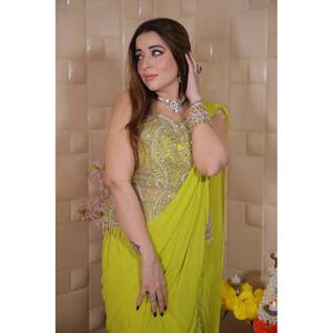 Lehenga Saree Prêt-à-Porter de Créateur pour Femmes pour Tenues de Soirée Blouses & Chemises - Product Image 4