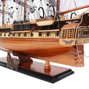 Maqueta de Barco Náutico USS Constitution Pintada a Mano en Cedro para Decoración del Hogar o Regalo - Product Image 6