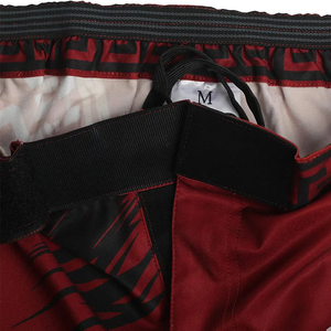 Shorts Deportivos Rojos para Hombre, Diseño Personalizado al por Mayor, para MMA, Ecológicos, Transpirables, de Secado Rápido, con Cintura Elástica - Product Image 5