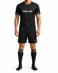 Ensembles de maillots de football personnalisables avec logo, noms et numéros, col en V, imprimés par sublimation, en stock – Tissu performant, shorts assortis - Product Image 1