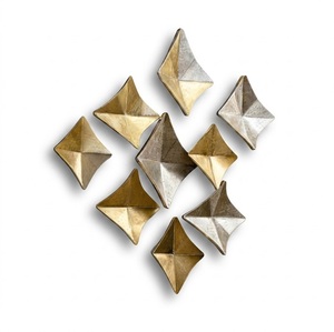 Arte de Pared Abstracto de Malla Única con Acabado de Latón, Decoración Metálica Geométrica Irregular, Diseño Contemporáneo Hecho a Mano, Decoración para Montar en la Pared - Product Image 4