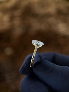 Bague solitaire élégante en diamant de haute pureté avec sertissage durable pour usage quotidien et occasions spéciales - Product Image 3