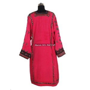 Túnica Bohemia Vintage Real Kuchi Banjara BDR029 Colección de Vestidos Banjara Balochi con Bordado a Mano Vintage Étnico Banjara - Product Image 2