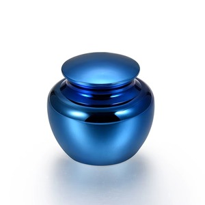 Aluminum Urns With Texture Metal Urns for Human Ashes Adult Male & Female for Funeral or Home Urns New Arrival from India - Product Image 1