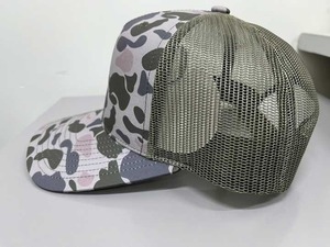 Gorra Trucker de 5 Paneles con Malla Trasera y Logotipo Ajustable, Camuflaje, Estructurada, Casual, Accesorio para Exteriores para Adultos, Hecha en Vietnam, Proveedor - Product Image 2