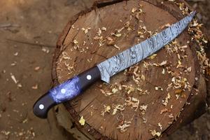 Couteau de chef artisanal en acier Damas avec lame forgée de huit pouces, manche en bois de wengé et résine époxy pour la cuisson en plein air et le barbecue - Product Image 5