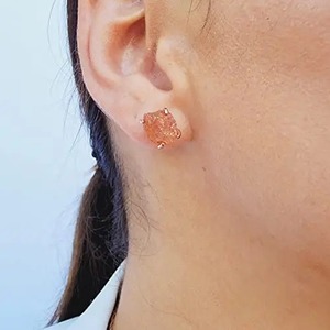 Boucles d'oreilles clous classiques plaquées or rose faites à la main avec pierre de soleil 5-7mm, bijoux pierre de naissance de juillet pour femme, cadeau - Product Image 2