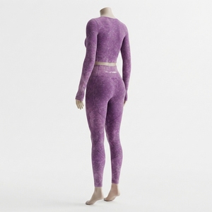Ensemble de yoga pour femme violet délavé à l'acide, haut court à manches longues et leggings taille haute, tenue de sport et de fitness - Product Image 2