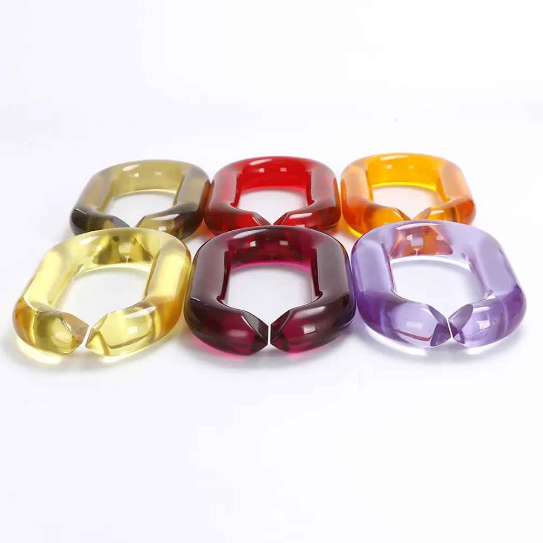 IDENTIQUE À L'IMAGE