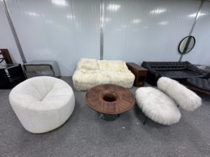 Sillón de Aluminio Tapizado en Cuero Moderno de Alta Gama para Uso en Exteriores, Dormitorios, Villas, Ocio, Ecológico, Duradero, para Hoteles, Salones y Spas - Product Image 5