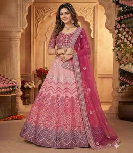 Haute demande pakistanaise Lehenga Choli pour les femmes de mariée Collection Inde fête porter robe vente chaude exportations 2023 Collection - Product Image 1