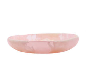 Bol en résine contemporain effet brume océanique, luxueux et artisanal, en époxy, décoratif et de service pour table à manger, table basse - Product Image 3