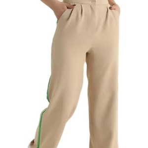 Pantalon cargo évasé décontracté en toile à taille mi-haute avec poches latérales à rabat, séchage rapide, respirant, pour l'entraînement et la course, pour femme - Product Image 1
