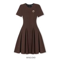 Robe mini multi-panneaux pour femme V9019 avec logo personnalisé, en tricot extensible, coupe ajustée, vêtement tendance