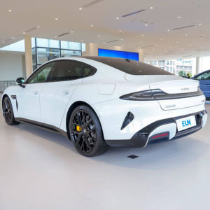 Coche Usado Xiaomi SU7 2024, Vehículo Eléctrico Nuevo, Sedán Eléctrico SU7 MAX, Vehículos de Nueva Energía, Depósito Disponible en Stock - Product Image 4